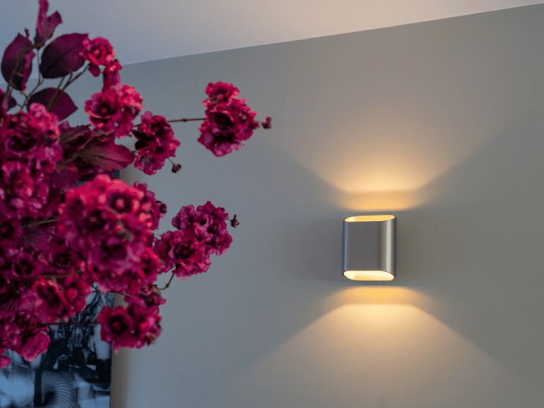 Modular wandlamp door Reinard Pannekeet